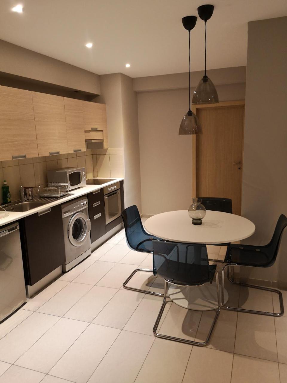 Beachfront Amazing New Apartment 레메소스 외부 사진