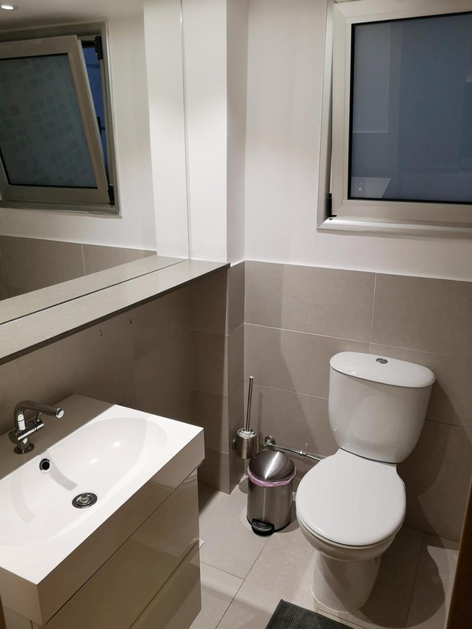 Beachfront Amazing New Apartment 레메소스 외부 사진